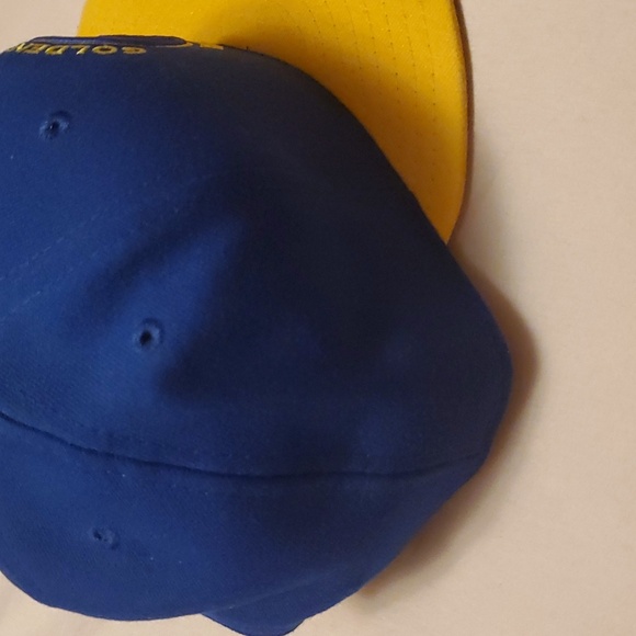 Hat - Picture 2 of 5